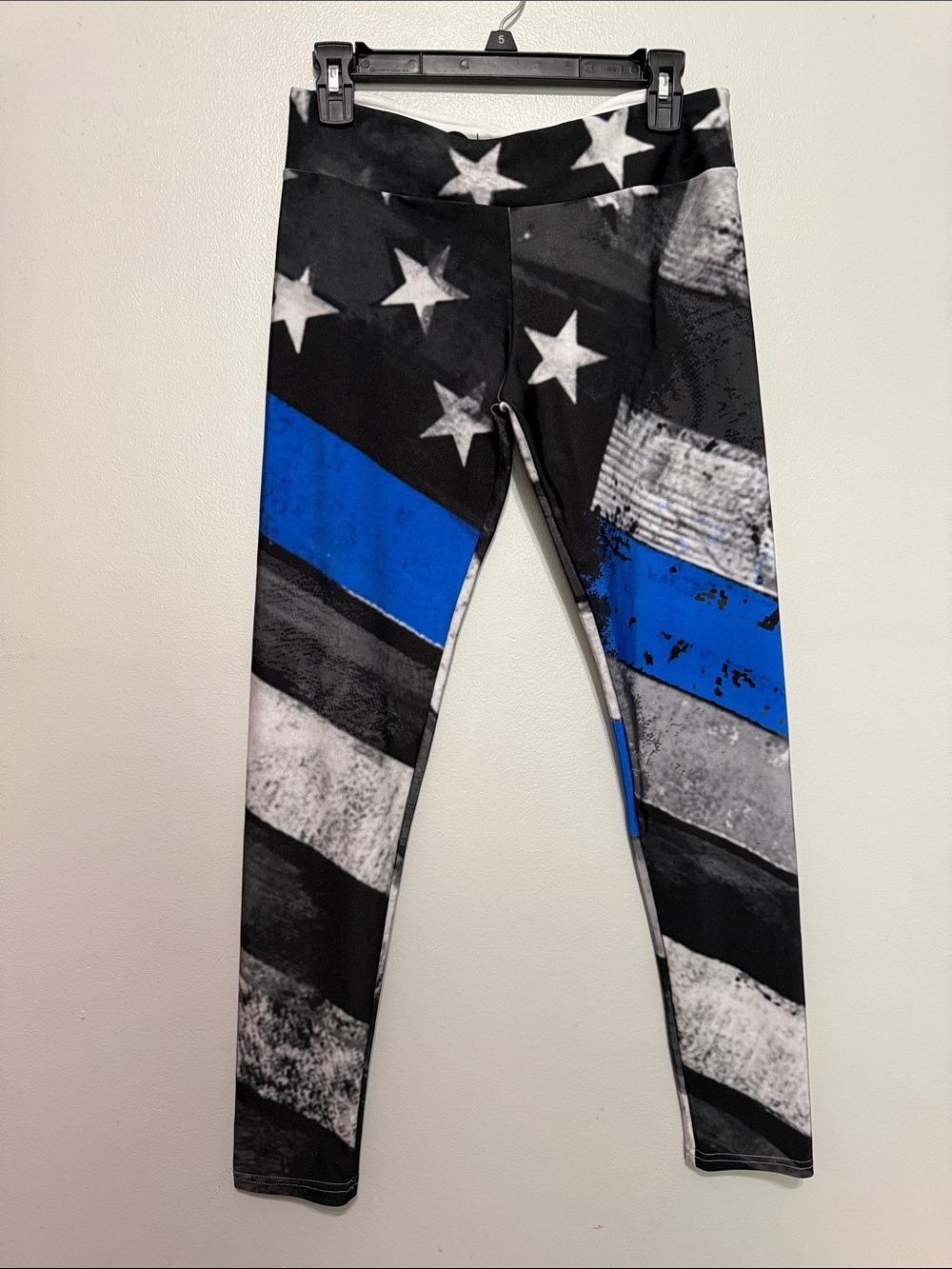 Black & Blue Flag Print Leggings